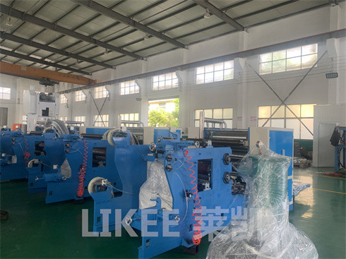 Buy LKWP-980 Pop Up Wax Paper Folding Machine for Household Kitchen Baked Cutting Packaging online manufacture