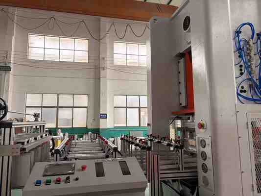 buy LK-T80 Aluminum Foil Container Machine Take Away Multiple Compartments Disposable online manufacture