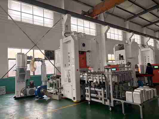 Buy LK-T80 Aluminum Foil Making Machine with 80ton Press Capacity Mitsubishi PLC Control and 10-Year Service Life online manufacture