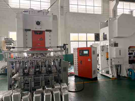 buy LK-T80 Aluminum Foil Making Machine Container with Closed Oil Circuit Saves Lubricant online manufacture