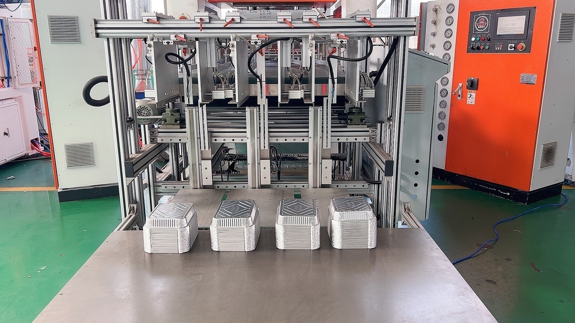 Semi-Automatic Foil Container Maker Siemens Motors PLC Control With 4 Cavities Capacity