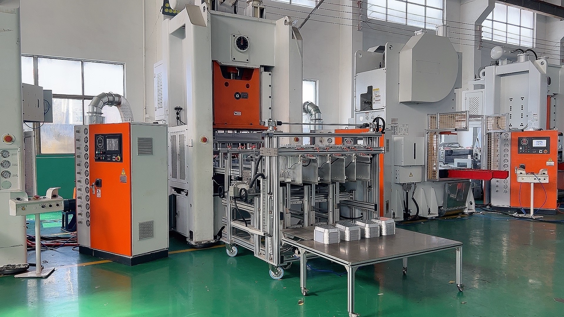 Foley Container Machine 80ton Pressure Aluminum Foil Container Machine With PLC Control System
