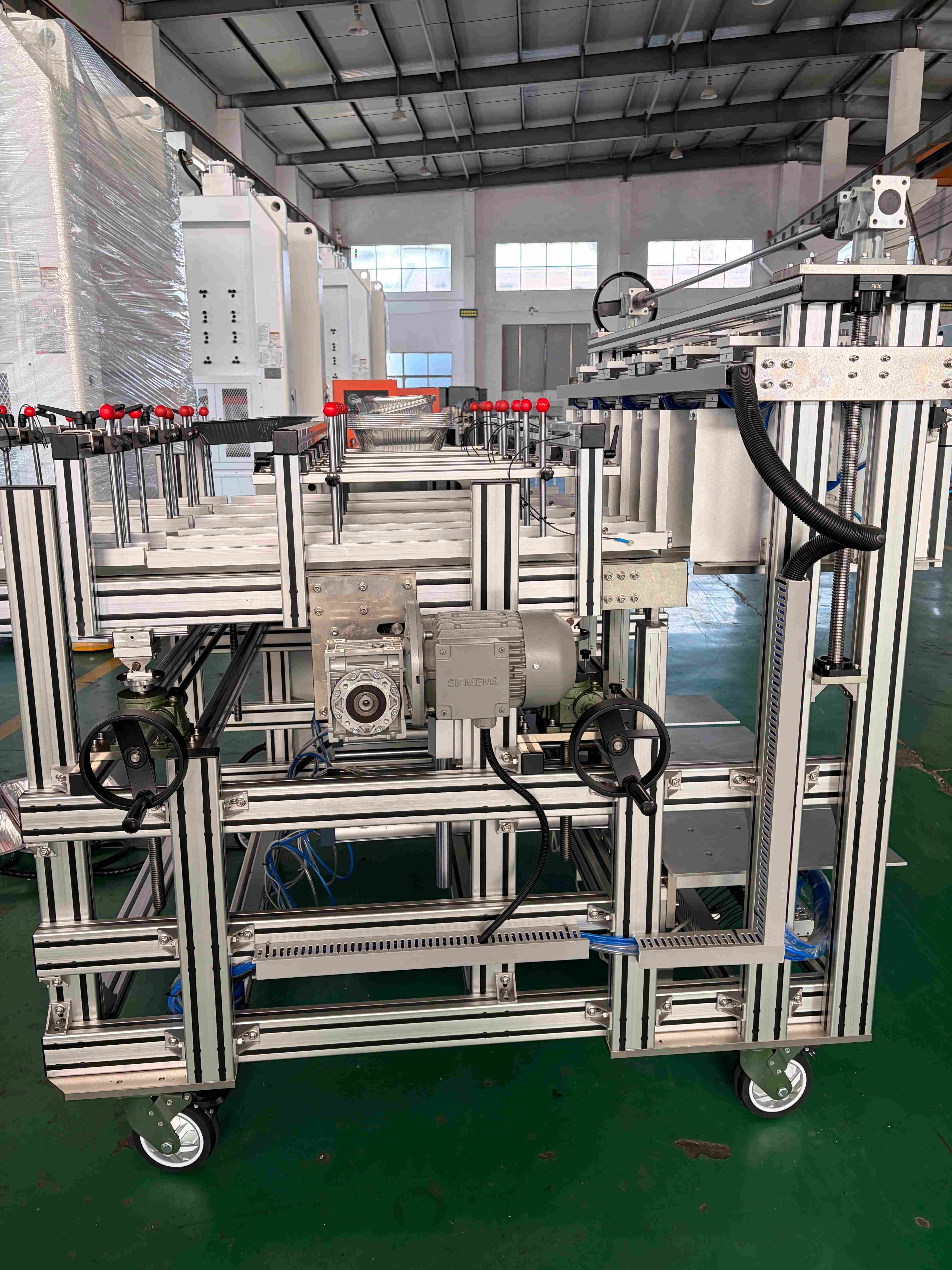 Aluminum Foil Container Making Machine Silver Color Disposable Tray ...