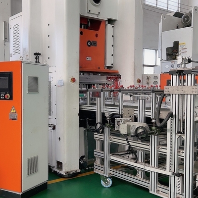 35-70 Strokes/min Aluminium Foil Plate Making Machine With 26KW Compressor Power And More Than 10 Years Service Life