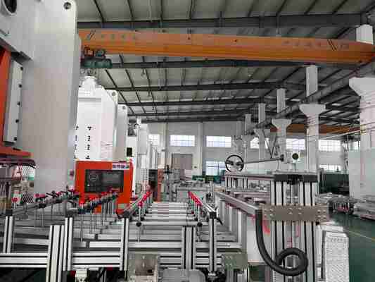 LK-T80 Rectangle Food Packaging Aluminium Foil Container Household 0.08mm Making Machine